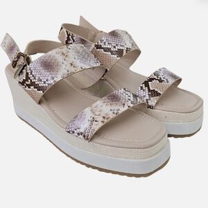 NEW Women's sandals snake skin chunky platform Brown beige size 8